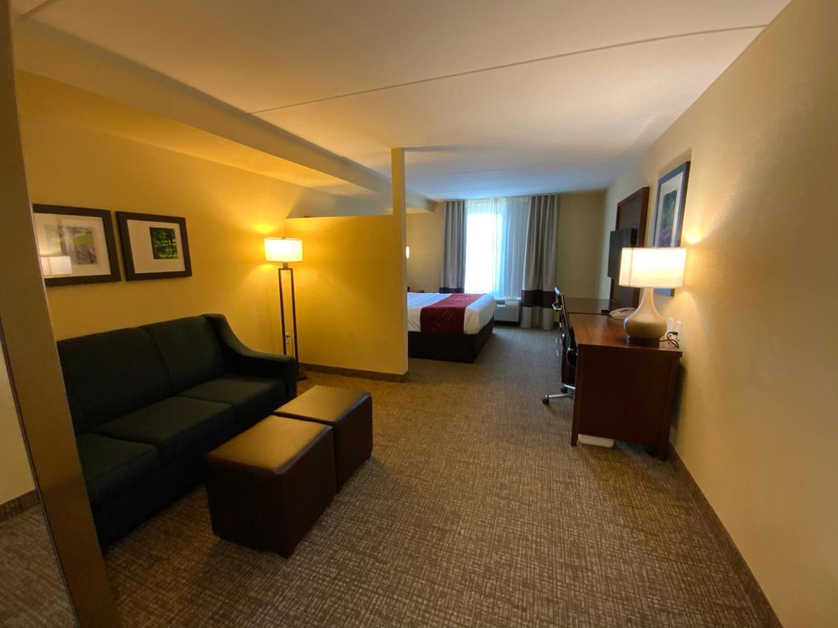 Comfort Suites Fredericksburg North Екстериор снимка