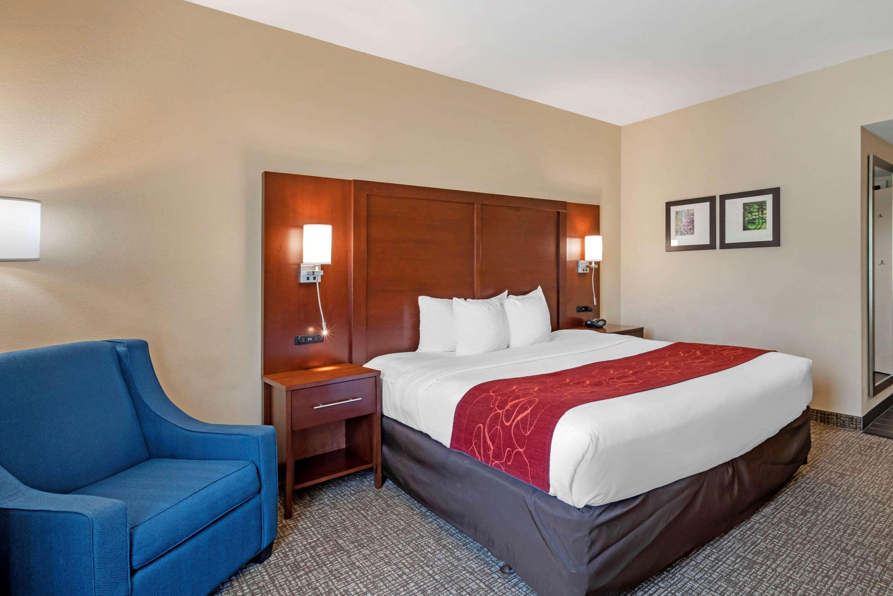 Comfort Suites Fredericksburg North Екстериор снимка