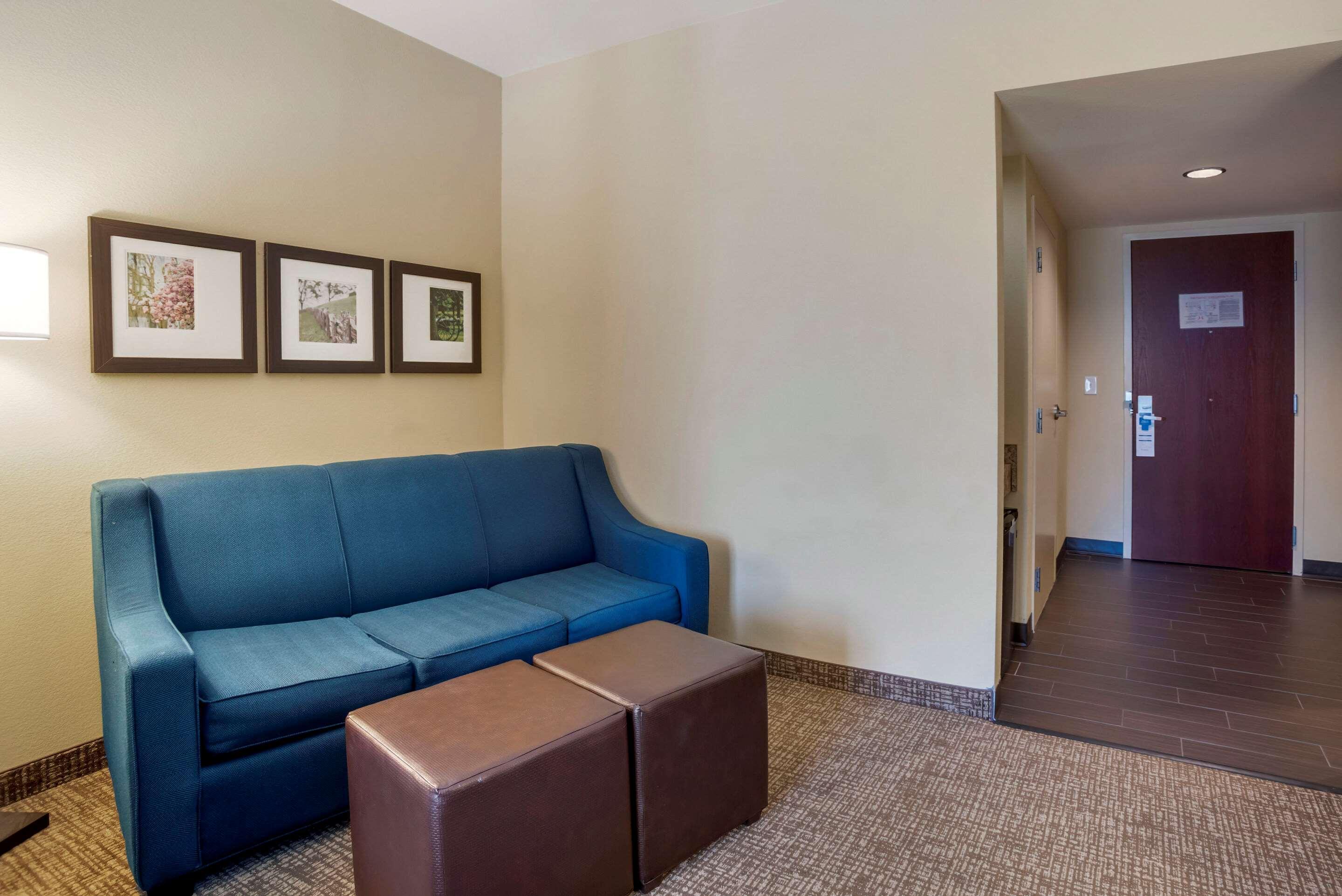 Comfort Suites Fredericksburg North Екстериор снимка