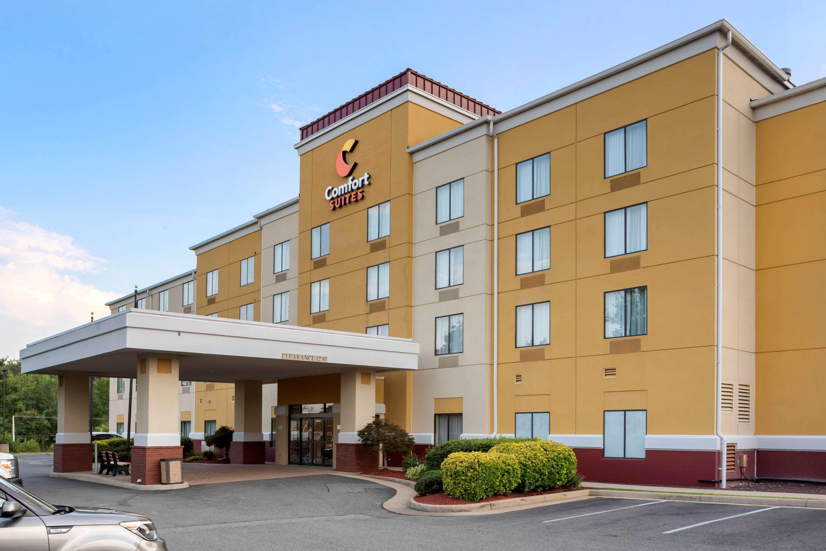 Comfort Suites Fredericksburg North Екстериор снимка