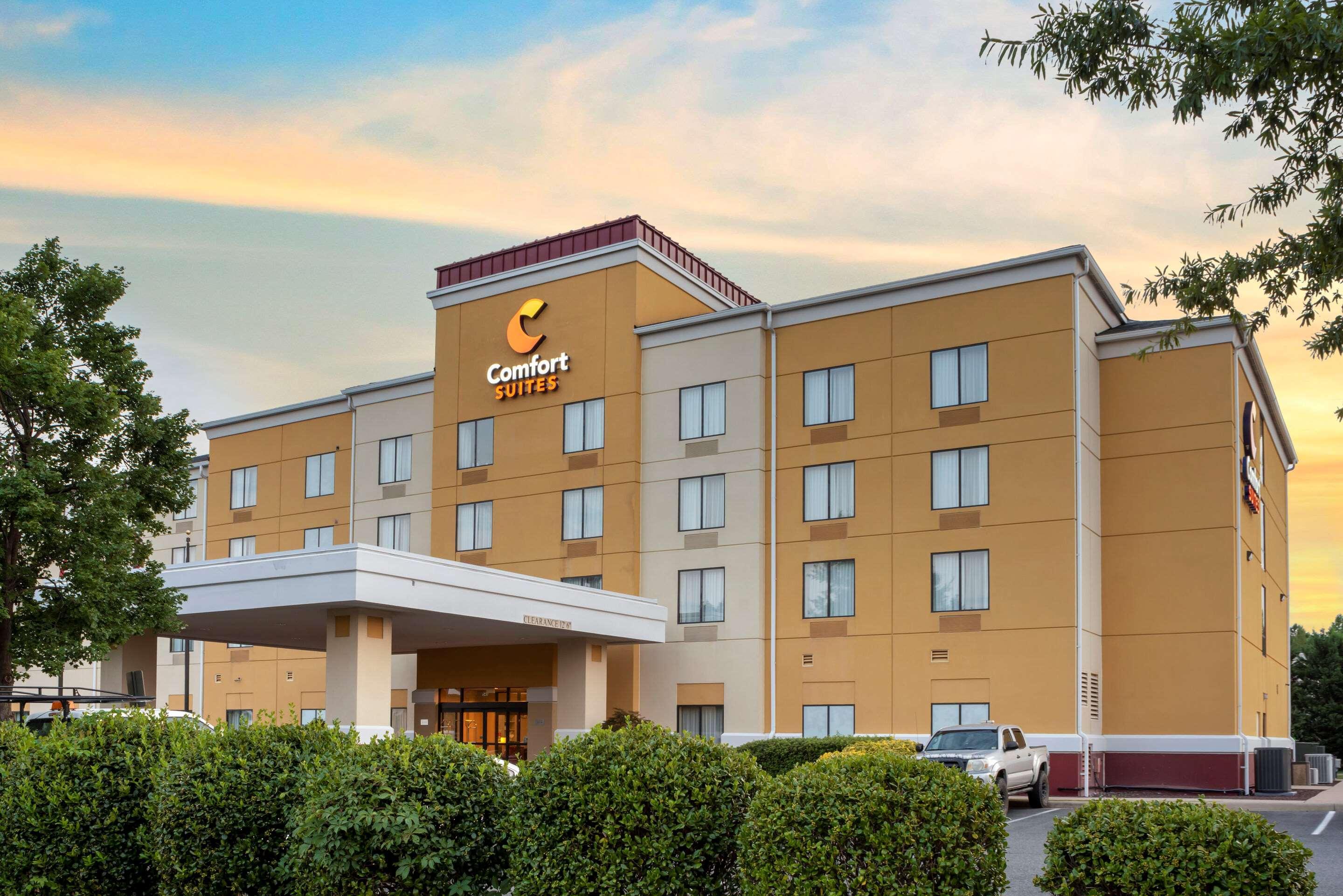 Comfort Suites Fredericksburg North Екстериор снимка